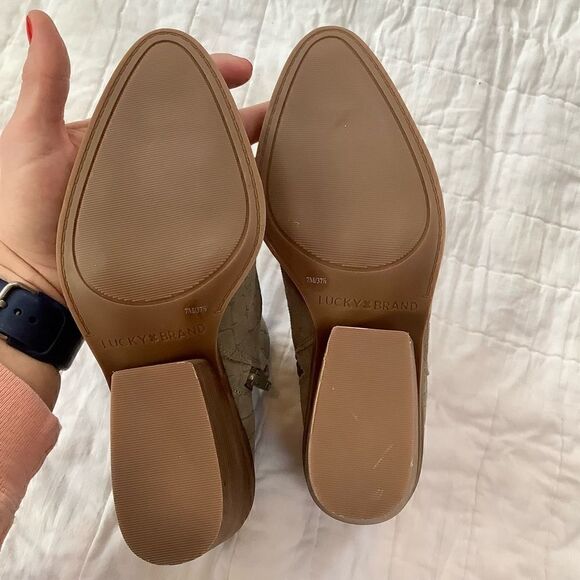 Lucky brand Saucie booties size 7M EUC green suede croc embossed - Picture 6 of 10